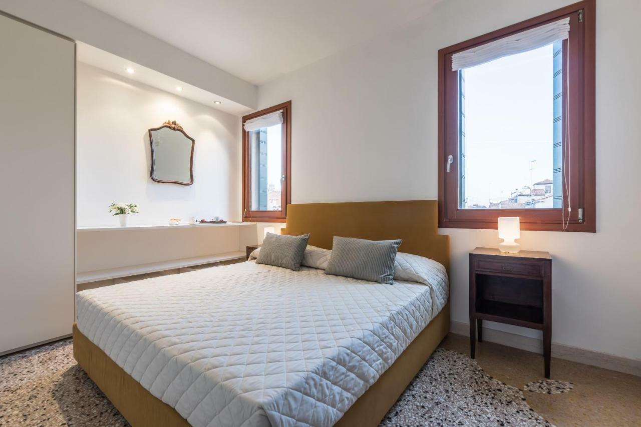 Ca' Della Frutta Venetian Apartment Exterior photo